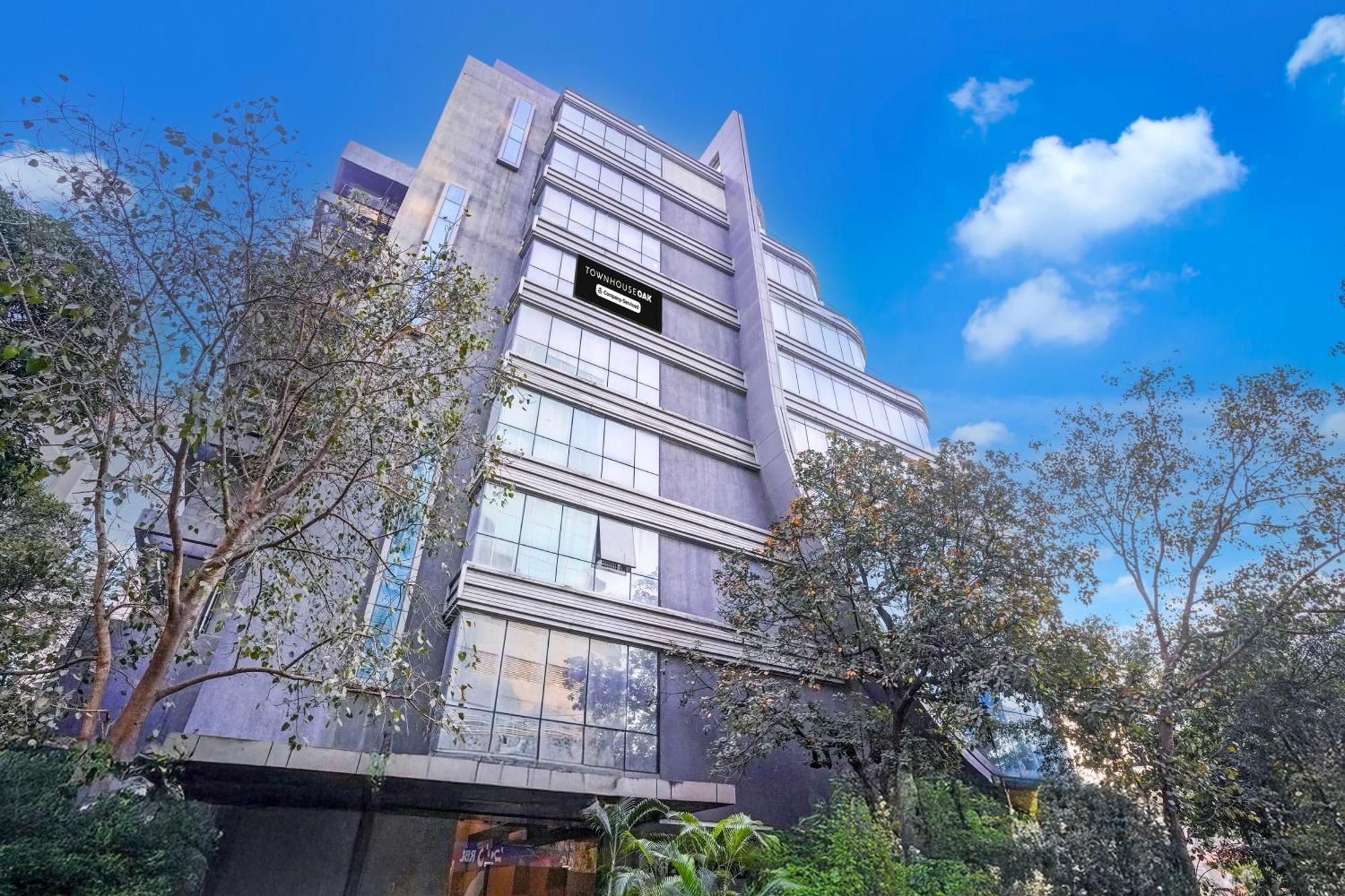 Super Townhouse Oak Times Square Le Western Mumbai Exterior photo